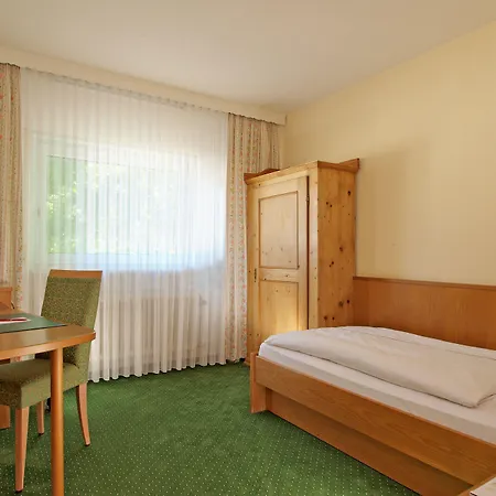 Hotel Heidelberg 3*